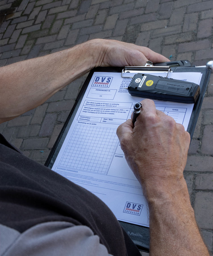 Oplossing optrekkend vocht fundering